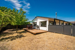 Wander into Wanaka - Wanaka Holiday Home
